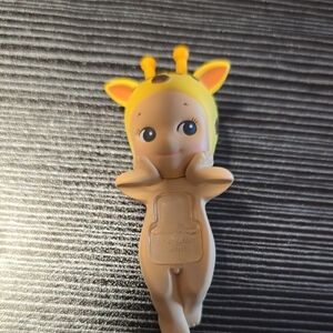 Giraffe Sonny Angel 100% Authentic